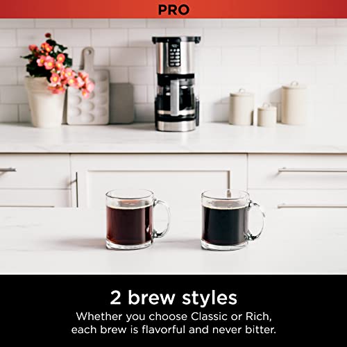 قهوه‌ساز 14 فنجانی Ninja DCM201، قهوه‌ساز قابل برنامه‌ریزی XL Pro با فیلتر دائمی، 2 سبک دم کردن کلاسیک و غنی، 4 برنامه دسته‌ای کوچک، دم‌کردن تاخیری، تایمر تازگی و گرم نگه داشتن، فولاد ضد زنگ