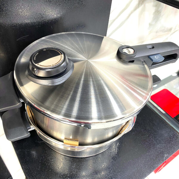 زودپز دوقلو فیسلر مدل FISSLER Vitavit Premium گنجایش 6 و 3.5 لیتر