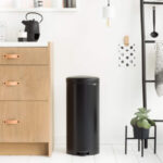 سطل زباله برابانتیا مدل BRABANTIA Pedal Bin گنجایش 30 لیتر