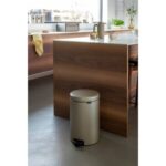 سطل زباله برابانتیا مدل BRABANTIA Pedal Bin گنجایش 20 لیتر