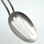 قاشق سرو کن ریکن مدل KUHN RIKON Essential Slotted