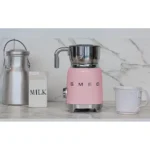 فوم ساز شیر صورتی اسمگ Smeg MFF01PK - تصویر 6